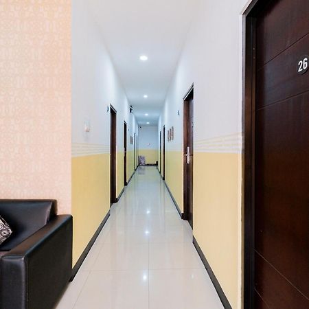 Reddoorz Near Taman Krida Budaya מאלאנג מראה חיצוני תמונה