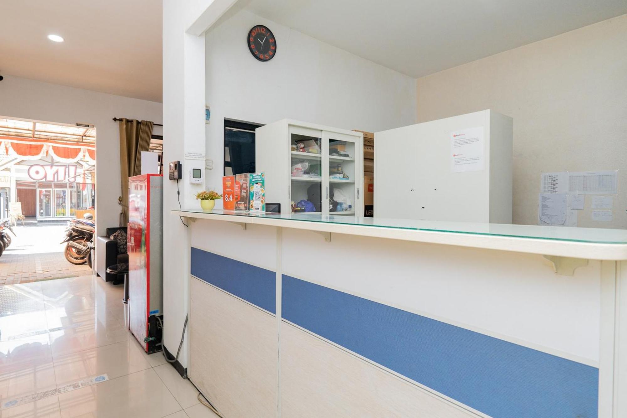 Reddoorz Near Taman Krida Budaya מאלאנג מראה חיצוני תמונה