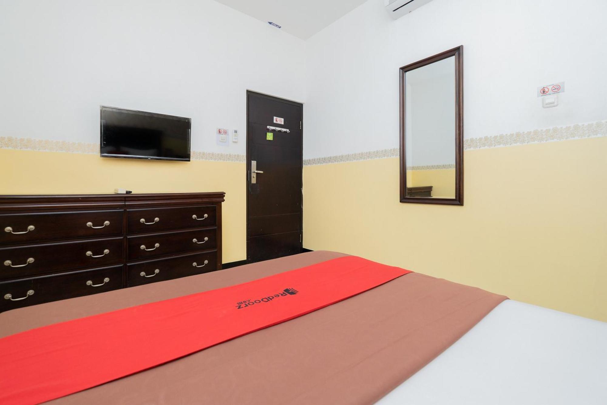Reddoorz Near Taman Krida Budaya מאלאנג מראה חיצוני תמונה